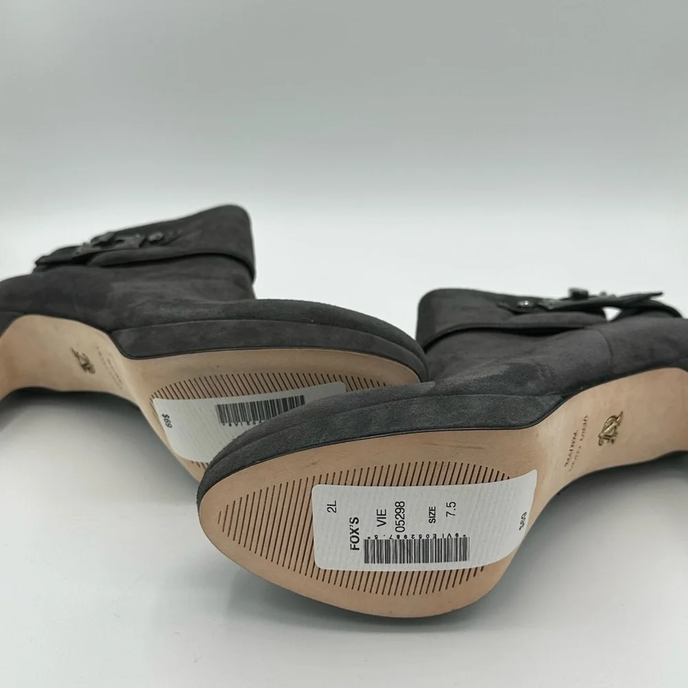 Booties - Picture 3 of 7